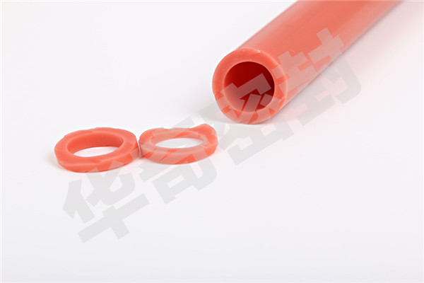 硅膠制品如此多的優(yōu)點(diǎn)，到底是如何生產(chǎn)出來的呢？